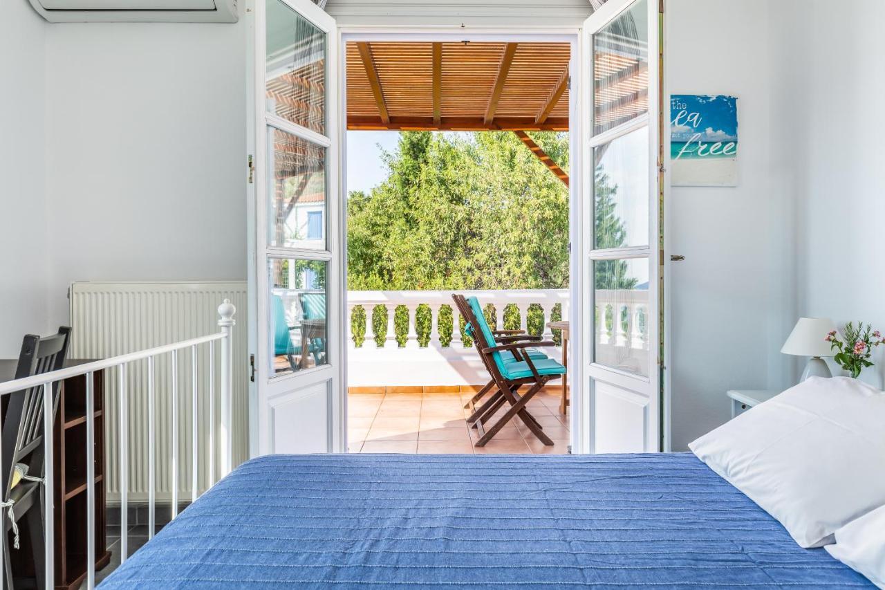 Villa Rodia With Swimming Pool On Skopelos Island Kültér fotó